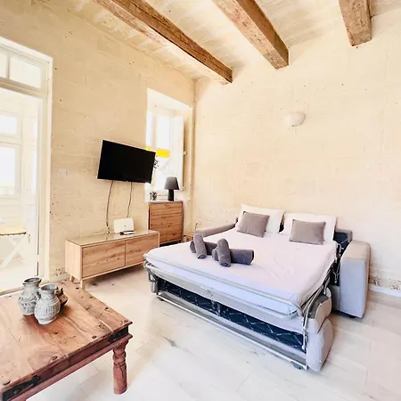 Coffee Loft - Grand Master Palace La Valette