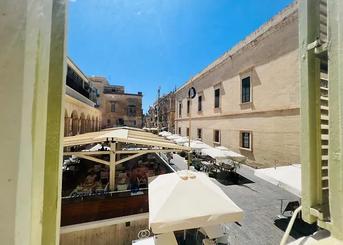 Coffee Loft - Grand Master Palace